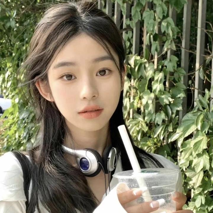 直播事故后我成了他的药